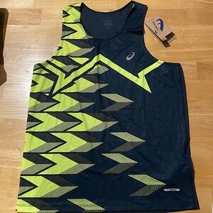 Asics Black and Yellow Men's Tank Top Size Medium Actibreeze NWT Singlet Outdoor
